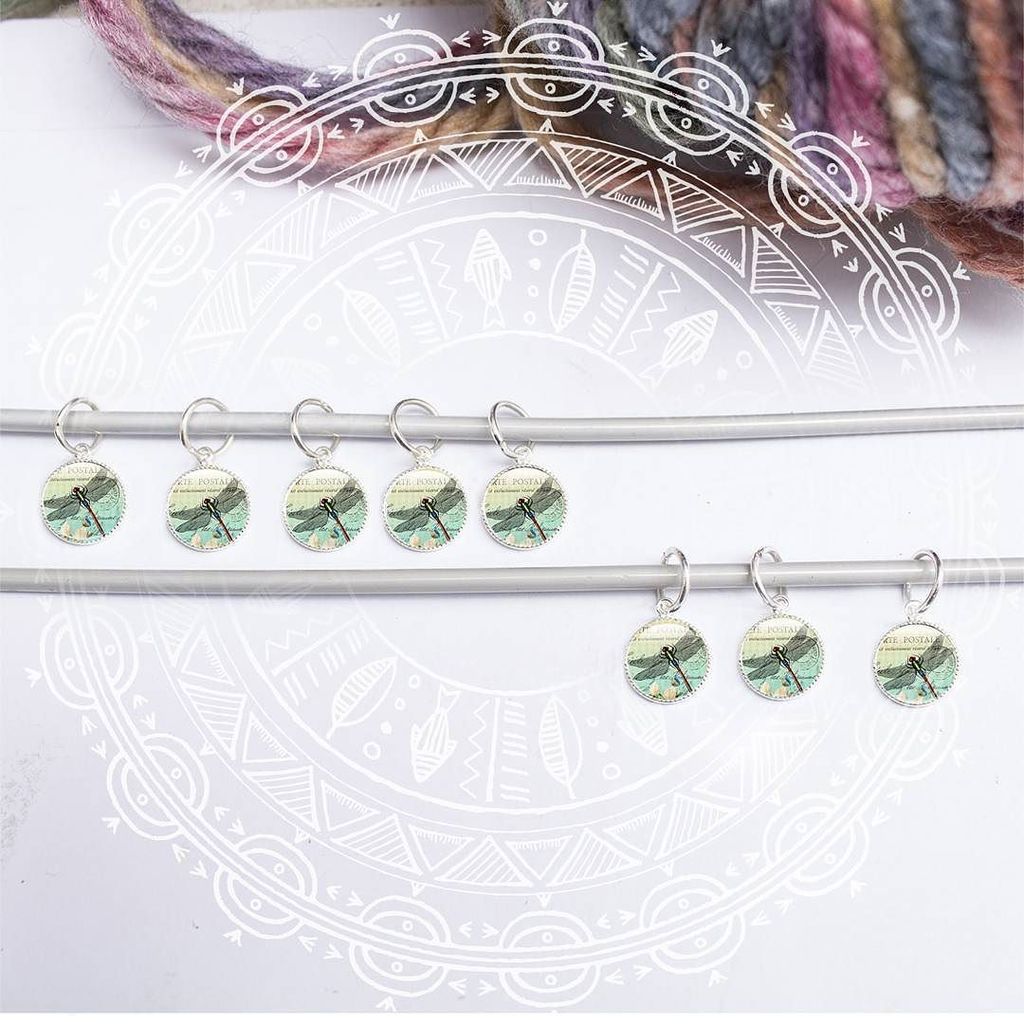 A great holiday gift for those who love to unwind with knitting.  This set of stitch markers are available in my Et…