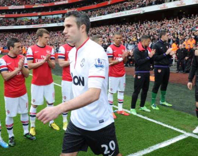 Ambo_91's tweet photo. @mrdt2016 2012 the answer.. don't worry though Hun you've had a couple of nice little FA Cup wins to keep yas going #zerohistory #irrelevant https://t.co/C91mxcbaif