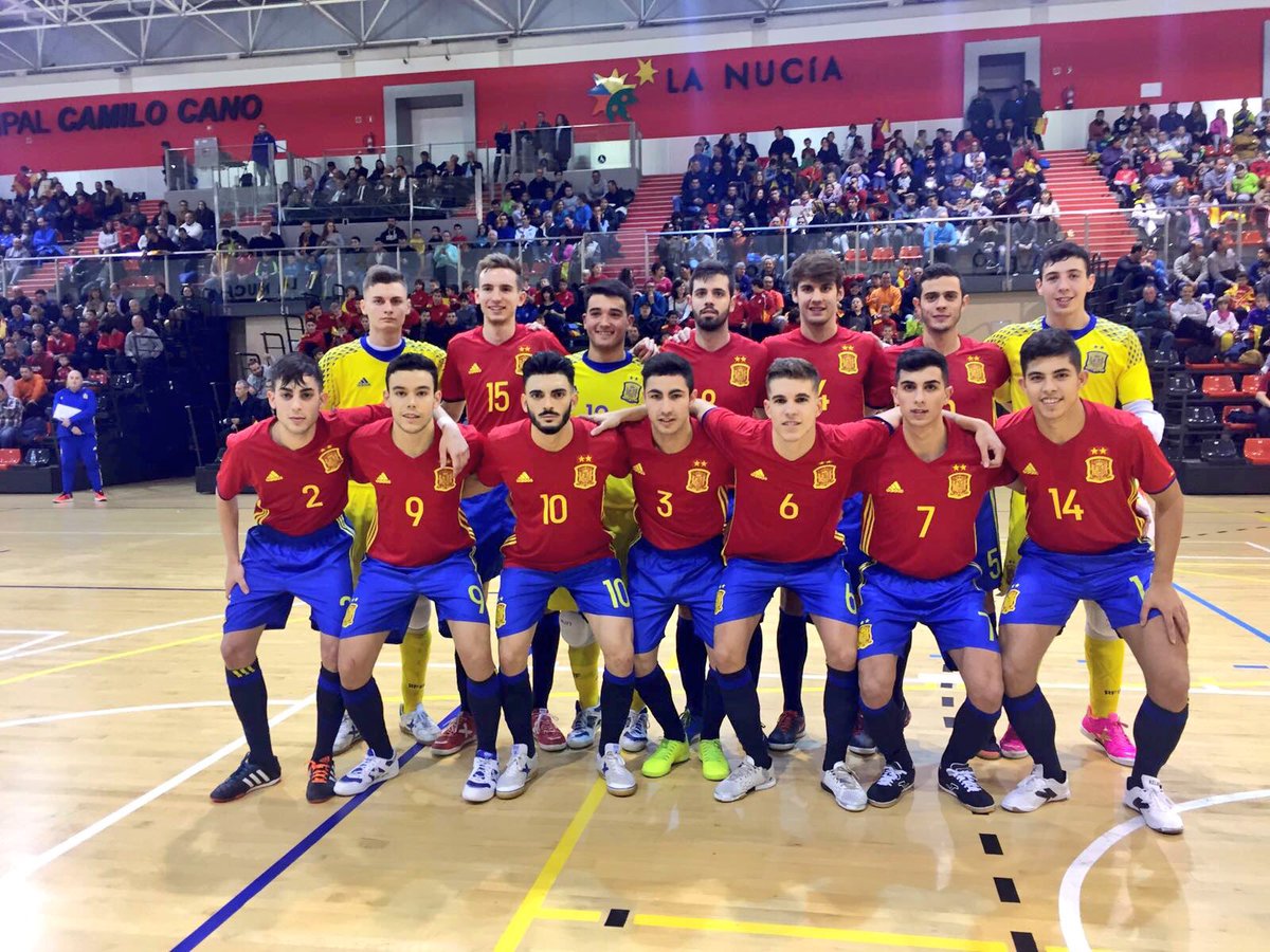 Enhorabuena Nene <a href="/CaceresUExFS/">Cáceres FS</a>  por ese debut y esa victoria.