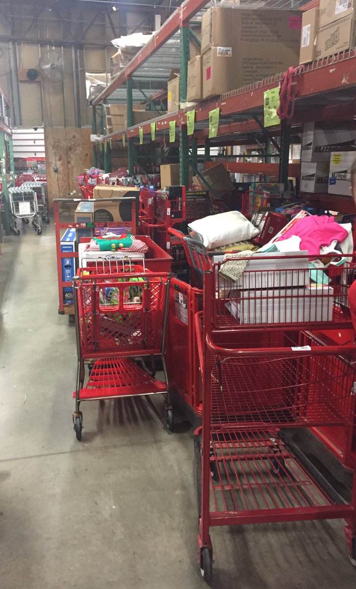 Lapczynski20's tweet photo. All picked and ready to ship. So proud of the T0624 Team. Special thanks to Molly, Erica and Bianca for the support help! You guys rock https://t.co/nbHEU54c62