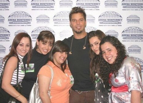 sandra_ac's tweet photo. @Zignia_Live @ArenaMtyOficial #ArenaMTYCumple13  inolvidable el meet&amp;greet con @ricky_martin #bntour https://t.co/CVZOxE8rIy