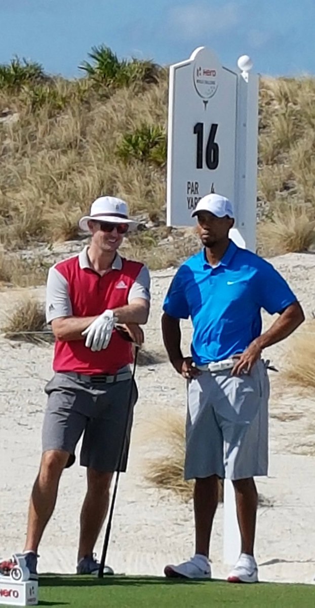 Olympic golf champ <a href="/JustinRose99/">Justin ROSE</a> with 14 time Major winner <a href="/TigerWoods/">Tiger Woods</a> . Getting ready for <a href="/HWC2016/">HeroWorldChallenge</a>