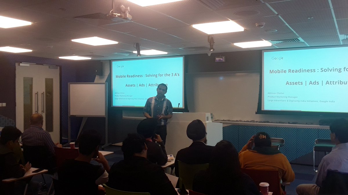 TinaMinhas's tweet photo. Abhinav Chetan of @google talks about the state of #mobilemarketing in India #googleforbusiness #tech. https://t.co/1Hk2ENLeM8