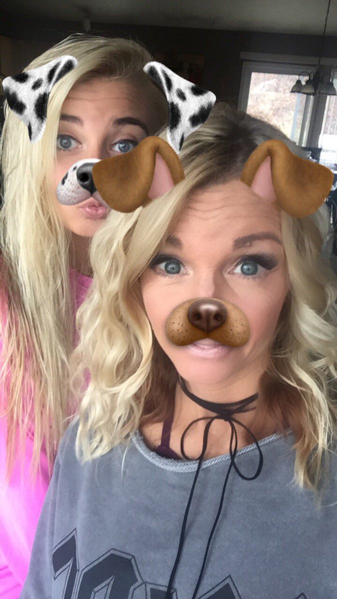 KLS522's tweet image. #booterbutt #godiswithher