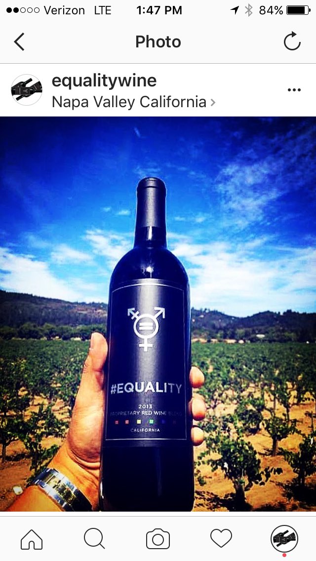 JE_Uncorked's tweet photo. @LisaVanderpump this would be an epic #Wine for #pump 🍷 can I send samples!? It's a new brand on the market. https://t.co/mQzQwcz7CD