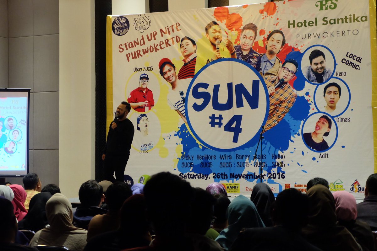 standupindo_pwt's tweet photo. Penampil ke-5 di reuni #SUCI5 kecil-kecilan ini, ada @wiranagara #SUN4PWT https://t.co/TULcYd0l1H