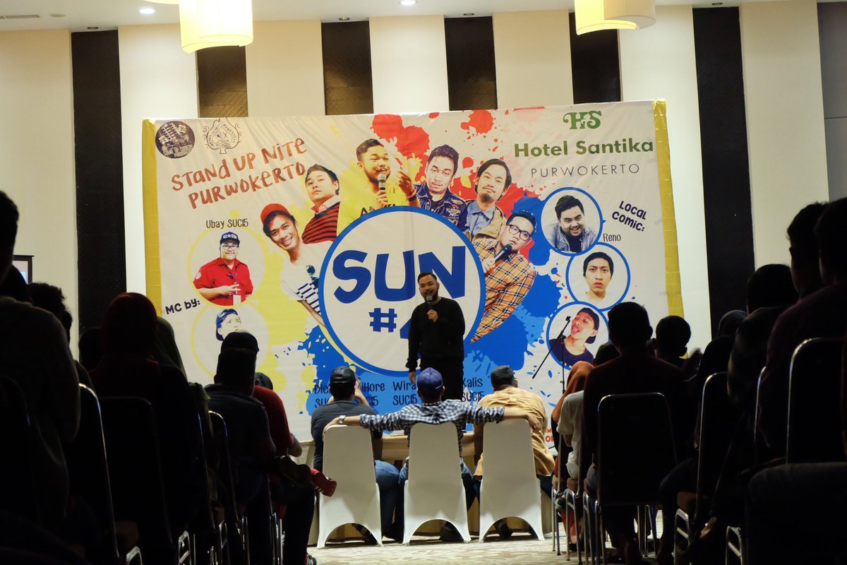standupindo_pwt's tweet photo. Penampil ke-5 di reuni #SUCI5 kecil-kecilan ini, ada @wiranagara #SUN4PWT https://t.co/TULcYd0l1H