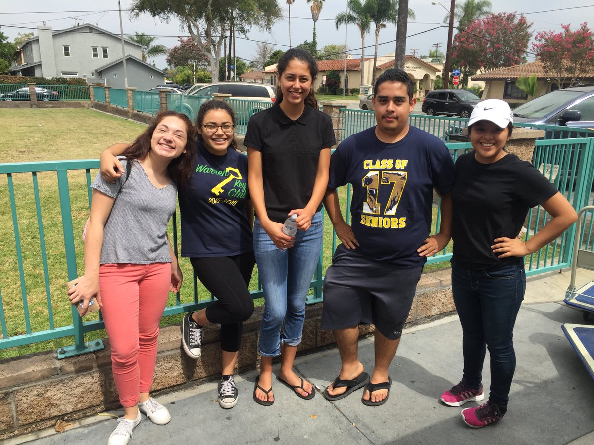 WHSGreenMonkeys's tweet photo. throwback to DFC with our hard working key clubbers!! Keep up the great job! 🐒💚💛 https://t.co/CkjXdTBYQ8
