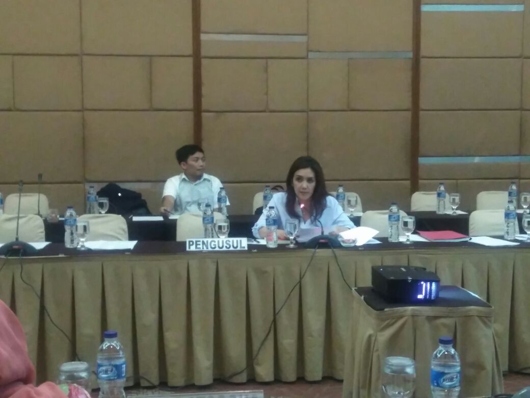 Revisi tetap dilanjutkan utk kemudian segera disahkan di Baleg &amp; dibawa ke paripurna #SahkanRevisiUUASN <a href="/riekediahp/">Rieke Diah Pitaloka</a>