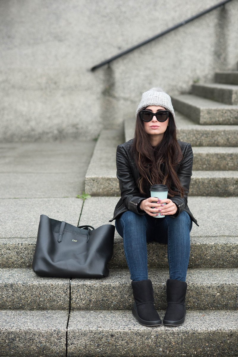 CocoandVera's tweet photo. Style Story | Walking through winter in the most comfortable boots... #ukiuk #partofmyworld https://t.co/c6RSF7KK9w https://t.co/hZVylkPeh6