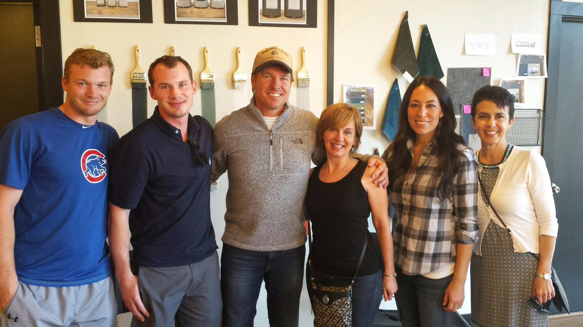Ian Happ on X: "Excited for my friends @chippergaines and @joannagaines  premiering Season 4 of Fixer Upper tomorrow night #shiplap #fixerupper  https://t.co/OSFYR0UDdD" / X