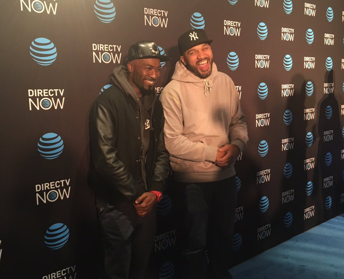 ATT's tweet photo. These 🌟🌟🌟 are ready to let freedom stream with @DIRECTVNOW. The countdown to 11/30 is on! #MoreTVFreedom https://t.co/NVCgcsc3PA