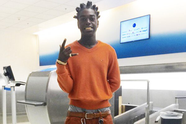 revolttv's tweet photo. .@KodakBlack1k was cleared by the St. Lucie County Sheriff's Department for release and extradited to Florence, SC. #FreeKodak https://t.co/i8KqzJhZ8K