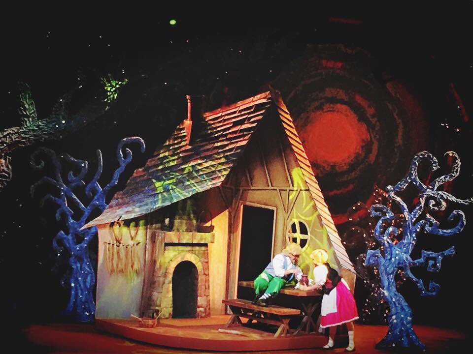 carabarredo's tweet photo. It's a #RePhilsHanselandGretel morning! Call Rep at 8433570 or @ticketworldinc at 8919999 for details! #ComeHomeToRep https://t.co/UjRlrVbQGs