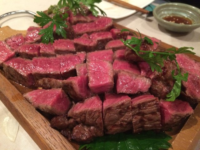 shikango's tweet photo. 💪今日の風邪予���💪
＜今日は #いい肉の日 🍖風邪の回復期には肉‼＞
風邪のときは肉は食べない方がいいと思うかもしれませんが、肉に多く含まれるアルブミンは免疫細胞をつくる成分で、風邪にとても効果的😷
実は肉類は栄養補給に最適な食べ物なんです😊

肉～～食べたい(｡･ρ･)ｼﾞｭﾙ https://t.co/HlocVpH43i