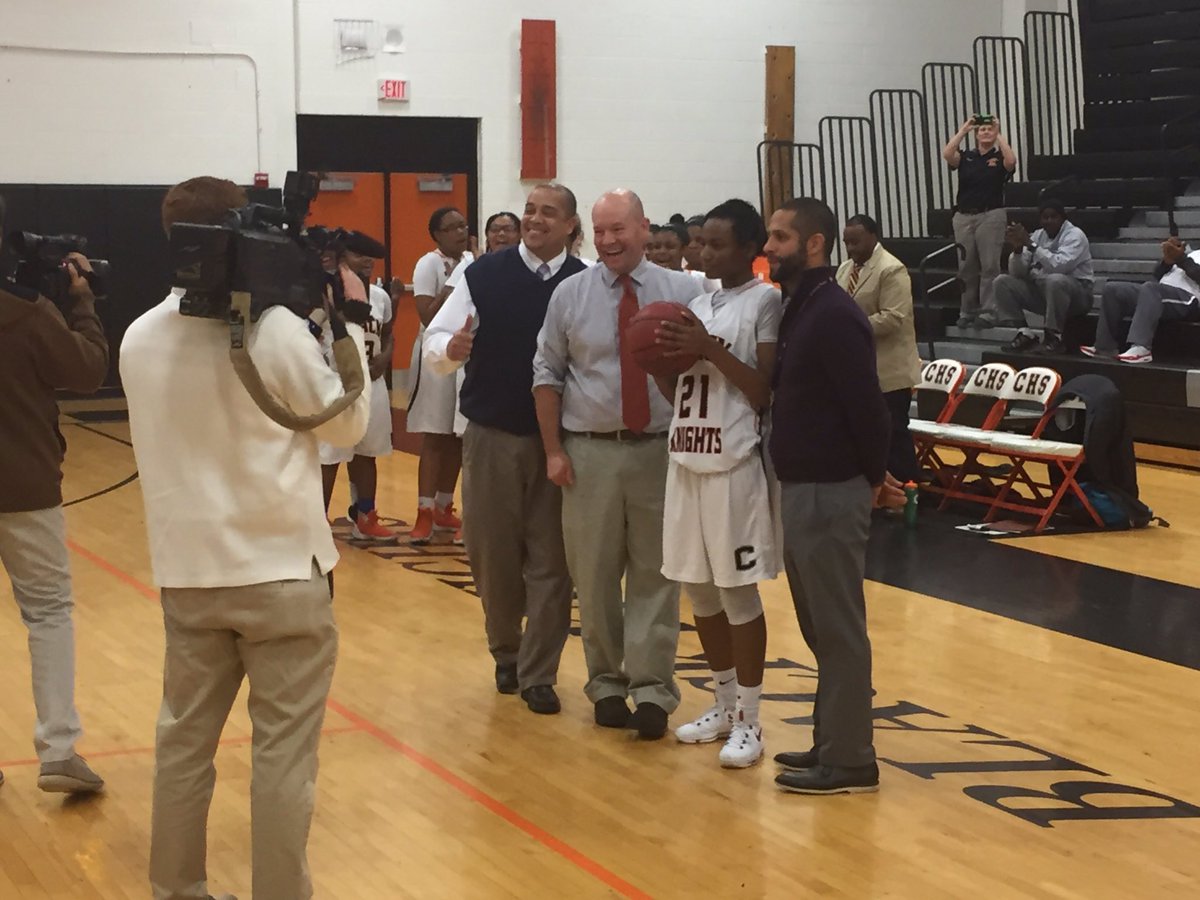 layyverttt's tweet photo. I HIT MY 1,000th point tonight🏀🐐 https://t.co/gBZHrDPzJd