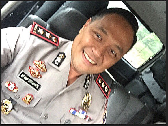 Senyum itu Ibadah.....