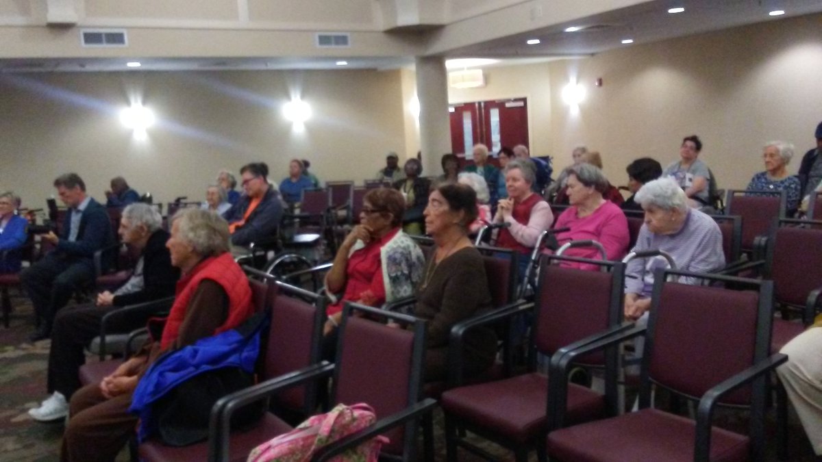 AnnEdmondson's tweet photo. The residents at Christian City enjoying the concert by WA Adult Community Choir. https://t.co/ZbeZcBkeYO