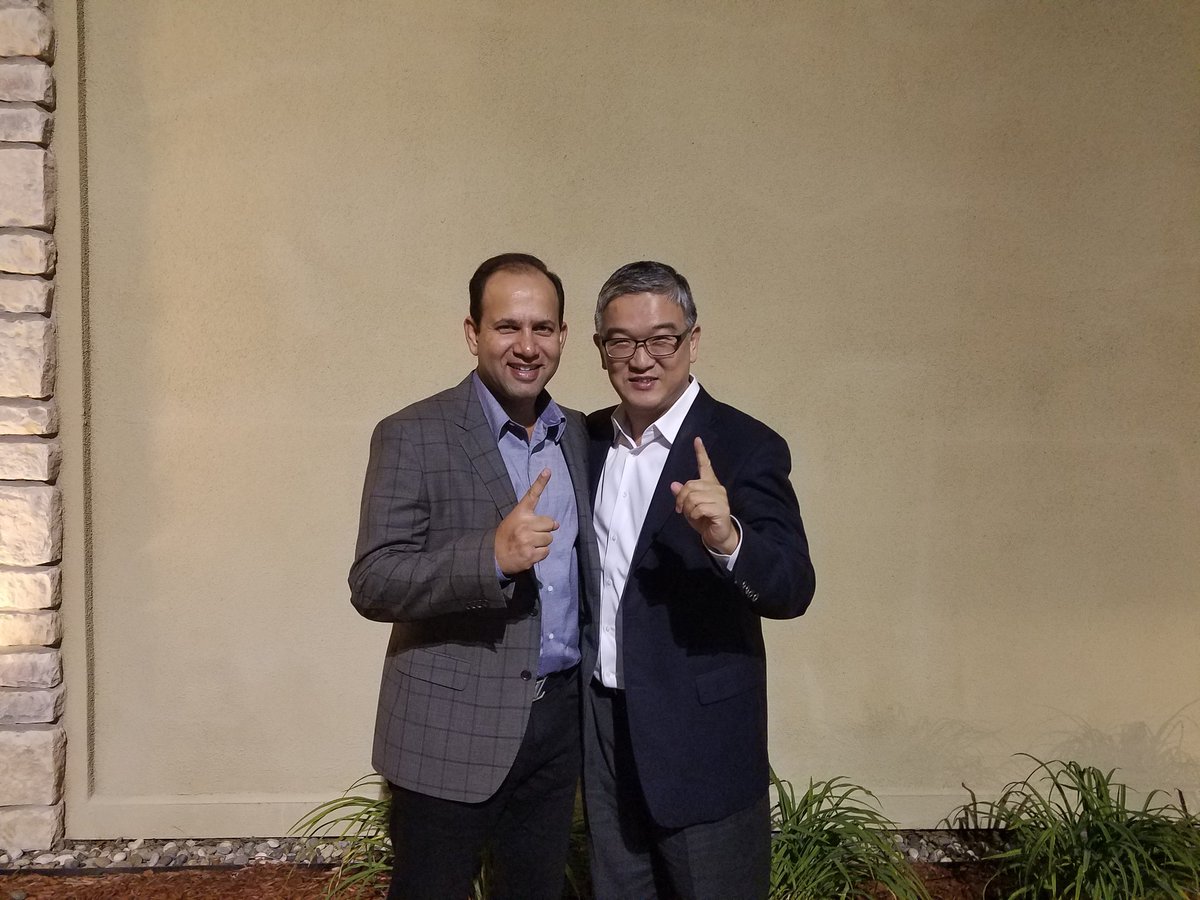 Great meeting with <a href="/suehyun_chung/">Suehyun Johan Chung</a>  and @JamesLeeWC - love the teamwork and support we get from NorCal mkt <a href="/sprintdlrsrock/">Sprint Dealers Rock!</a> <a href="/Arch_Telecom/">Arch Telecom | Employee Owned</a>