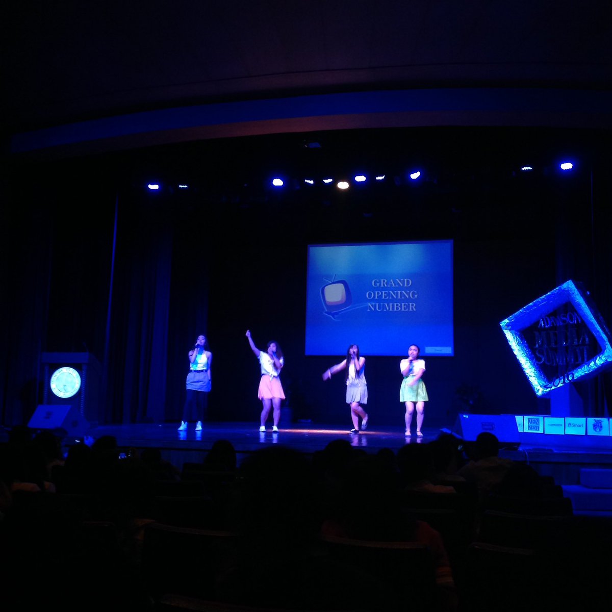 FalconRadioPH's tweet photo. Ain't It Fun #CommQuest #AdUMediaSummit2016 https://t.co/9mv8CIujMI