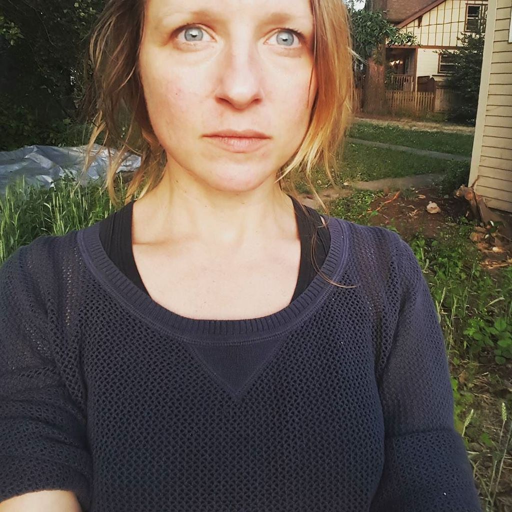 MsPapic's tweet photo. Remember that promise you made to be braver? Yes, you do.
#notetoself #meditation #bethec… https://t.co/hOuo9kkqIF https://t.co/Yuox55rSWh