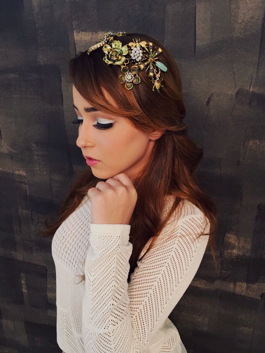 mharessa's tweet photo. Porque um CLOSE é um CLOSE, né non?! 😍❤️✨ https://t.co/ZOlihOVGtR