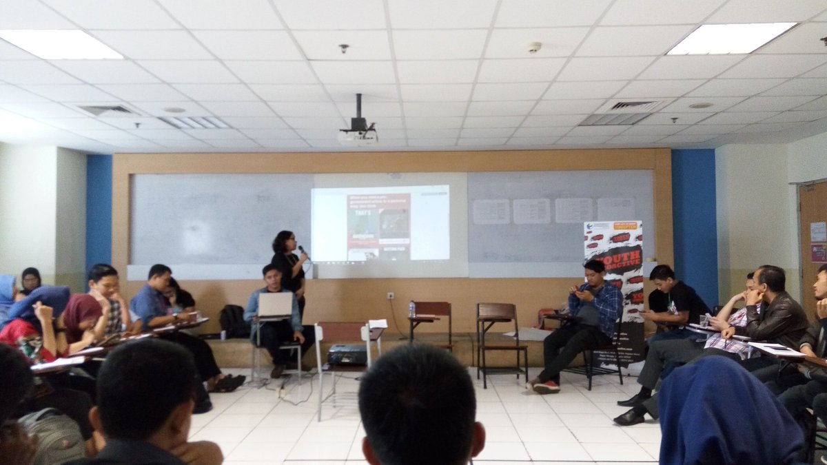 YouthProactive's tweet photo. Morning, Youth! Hari ini kegiatan diskusi khusus akan dimulai dgn "Aktivisme Digital" yang diisi oleh Afra Suci &amp; @DamarJuniarto #YCAC2016 https://t.co/qKl5r2aabp