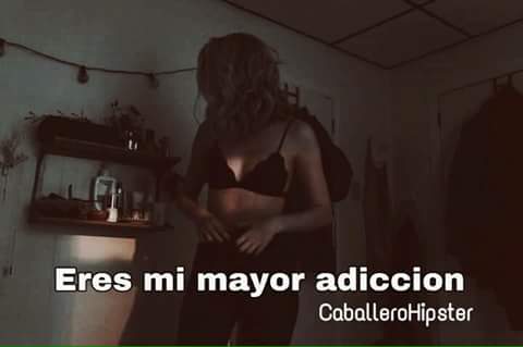 AaronGarciia12's tweet photo. @Guez_valery mi mayor vicio te amooo mi chaparra 😏😍👌😘 https://t.co/WC6O3RBYAG