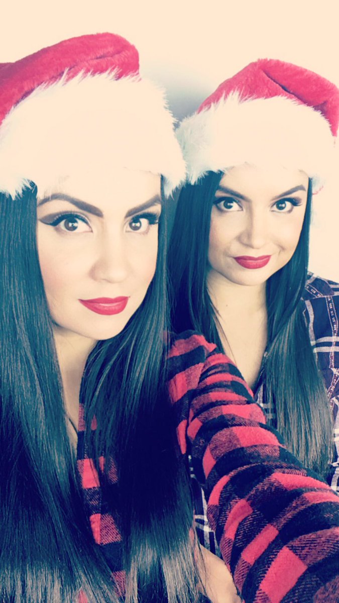 TheBakerTwins's tweet photo. #ItsTooEarlyFor Christmas.... 😂 Just kidding! We've been playing Christmas music for about 2 weeks now! https://t.co/m2KfRekKQd
