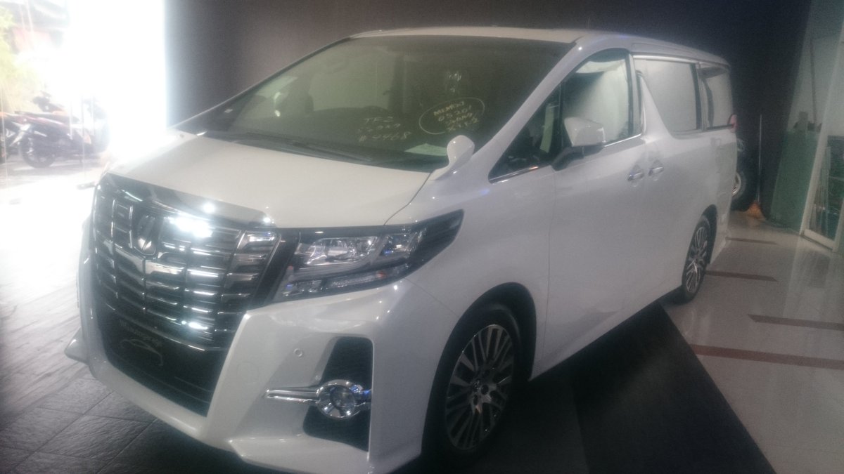 wgautogarage's tweet photo. Toyota Alphard SC Audioless (Brand New)
VIN 2016
Rp 1.235.000.000

More Info :
HANDPHONE/WA : 081213305689
#Toyota #alphard #Carforsale https://t.co/KnAEvitaFo