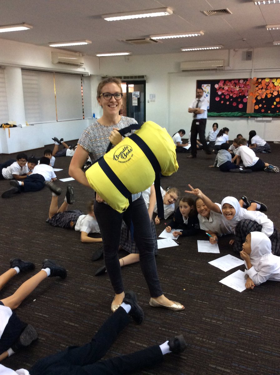 JIS5M's tweet photo. Real life inventor visit today! #bundlebeds https://t.co/oOU6MpaC7r
