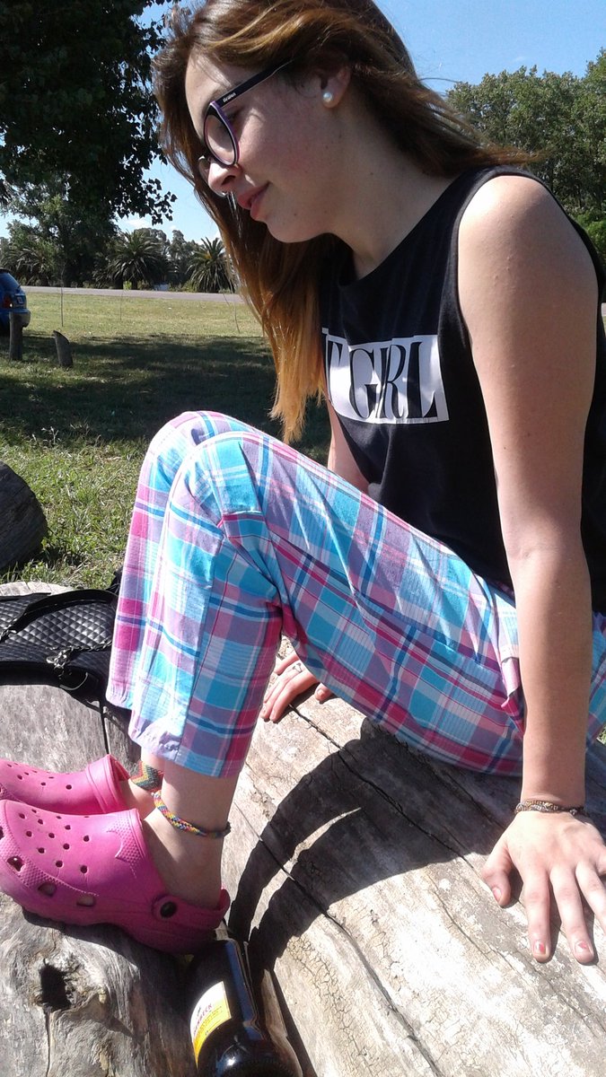Locatiii tweet picture