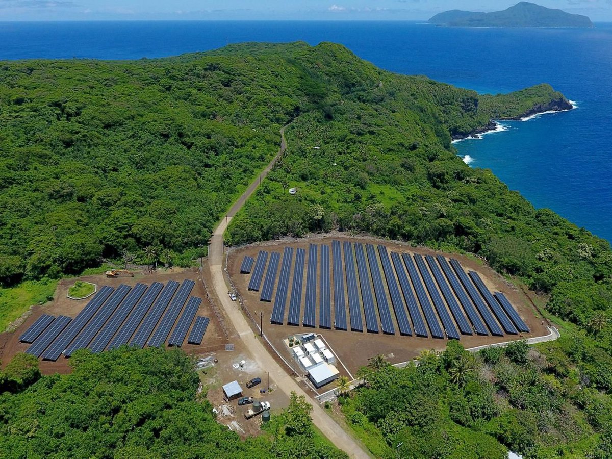 AssaadRazzouk's tweet photo. Ta’u Island Ditches Diesel In Favor Of 100% Solar Energy. Anyone Listening In Indonesia? Philippines? Greece?

https://t.co/WvaQjHomr3 https://t.co/UngK2TeTkW
