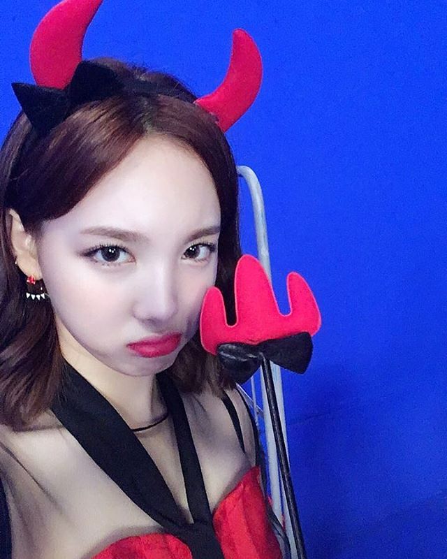 xohopixo's tweet photo. ❤ ❤ ❤ ❤ ❤

みなさんTWICE好きですか？👀

日韓で大人気のTWICEですが
今回はナヨンのオススメリップ💄
best５をご紹介💟

ナヨンと同じものを持てちゃうチャンスㅎㅎ

気になる方は👇
https://t.co/j9elixKIMl

#manigirl https://t.co/5d3LnJXZpr