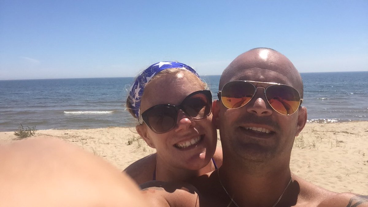 paulcookgfd153's tweet photo. Thankful for this beautiful lady in my life #13yearsofmarriage https://t.co/7tuFYSXRiO