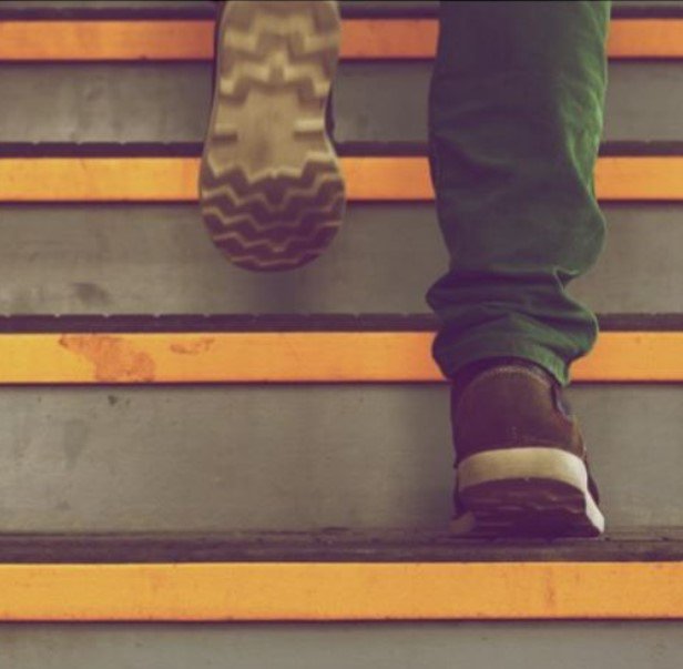 ActiveSmartWA's tweet image. How do you eat an elephant? One bite at a time. It's helpful to take small steps towards achieving your goal. "I will walk 4min once a day"