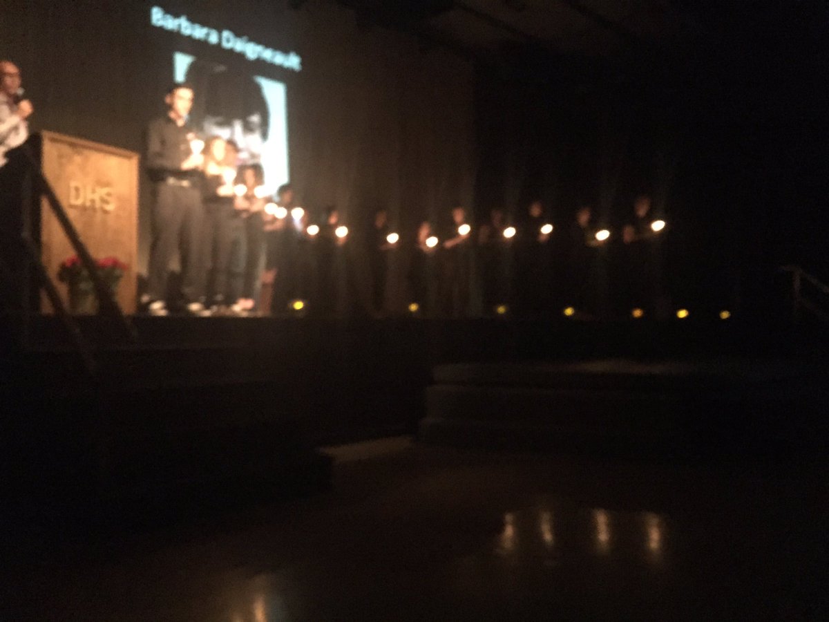 _DHSinteract's tweet image. Please take a moment to remember the 14 women that were killed 27 years ago today simply for being successful women. #MontrealMassacre 🌹