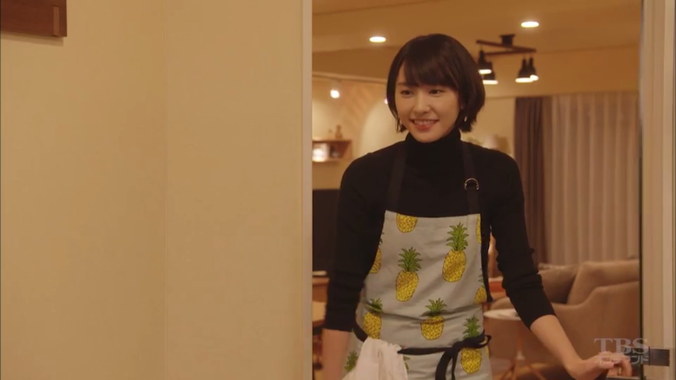 【逃げ恥】新垣結衣着用パイナップルエプロン Woouf! 逃げ恥】新垣結衣着用パイナップルエプロン Woouf!