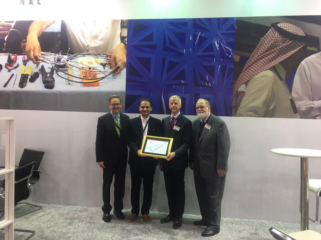 DavidLabuskes's tweet photo. Our newest APEX member in Quatar! Congrats @TechnoQ @magedamin #apex2016 #InfoCommMEA https://t.co/iQ2gkywxJV