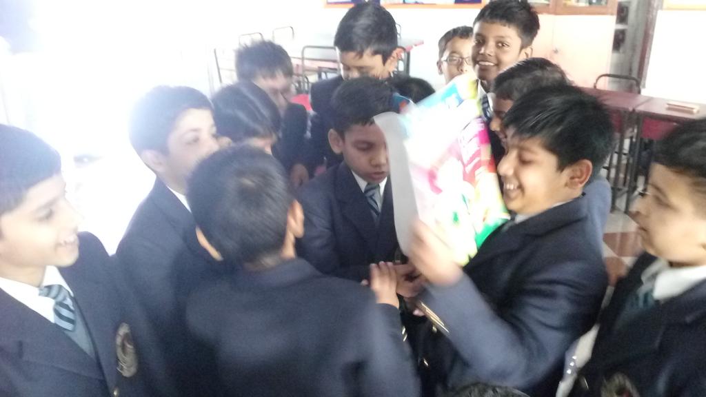 sharmapoonam87's tweet photo. My 3rd graders super excited to learn about The Stuffed Animal from USA by Ms Ardinger's class @kriardinger https://t.co/cpPy2BdU1T