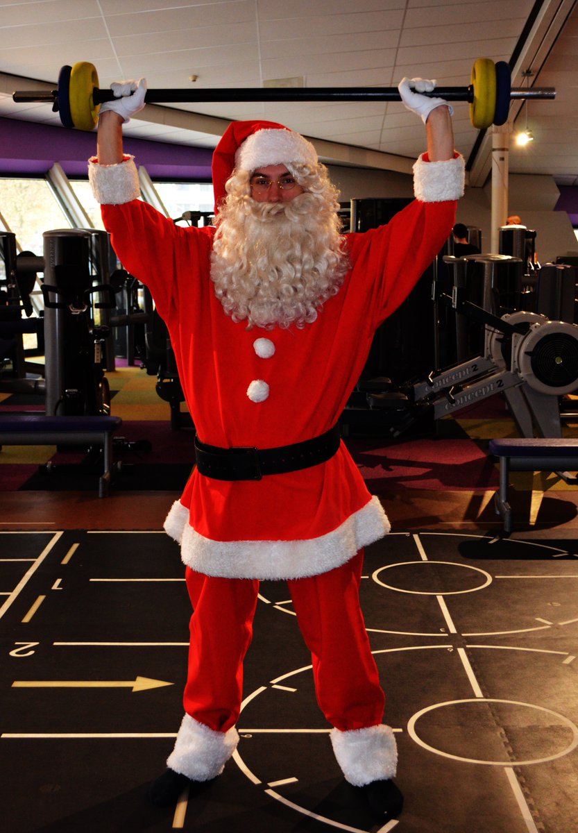Santa is al druk bezig met trainen, zijn jullie al begonnen? #SantaRunBreda