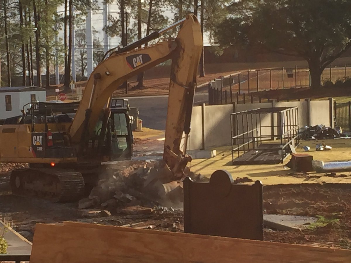 TroyTrojansFB's tweet photo. This is one wall that won't be rebuilt 🚧🚧 #RTW https://t.co/tvdX15zLj4