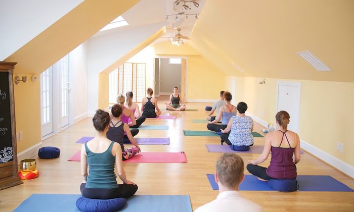 PivotPassport's tweet photo. Spotlight: Yellow Door Tea Tuesdays! Enjoy a cup 'o tea after your workout. Chances to sweat- 9am, 6pm, 8pm. https://t.co/qpR5zbCEBp https://t.co/bpY4kezF1U