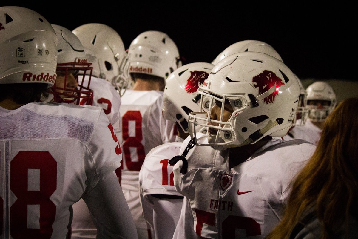 GoFaithLions's tweet photo. @GrapevineFaith @FCS_Section Taylor Tryggestad's photos from the State Championship game are now on https://t.co/uRdOzSnX5R #GFCState16 https://t.co/iKcSNSZemx