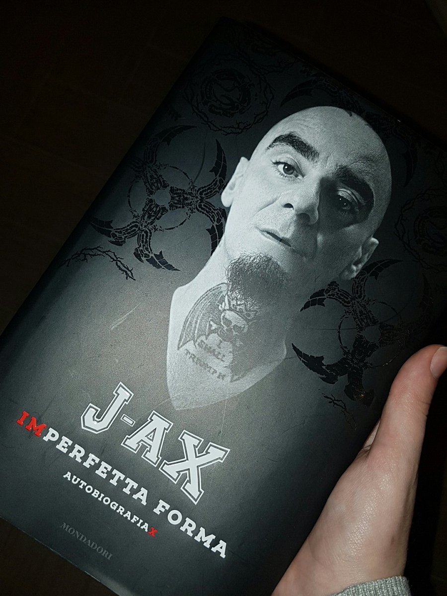 thereal_giada's tweet photo. ~"Storia di uno sfigato di successo" senza parole๐ @jaxofficial
#IMPERFETTAFORMA https://t.co/cXkPsozVOj