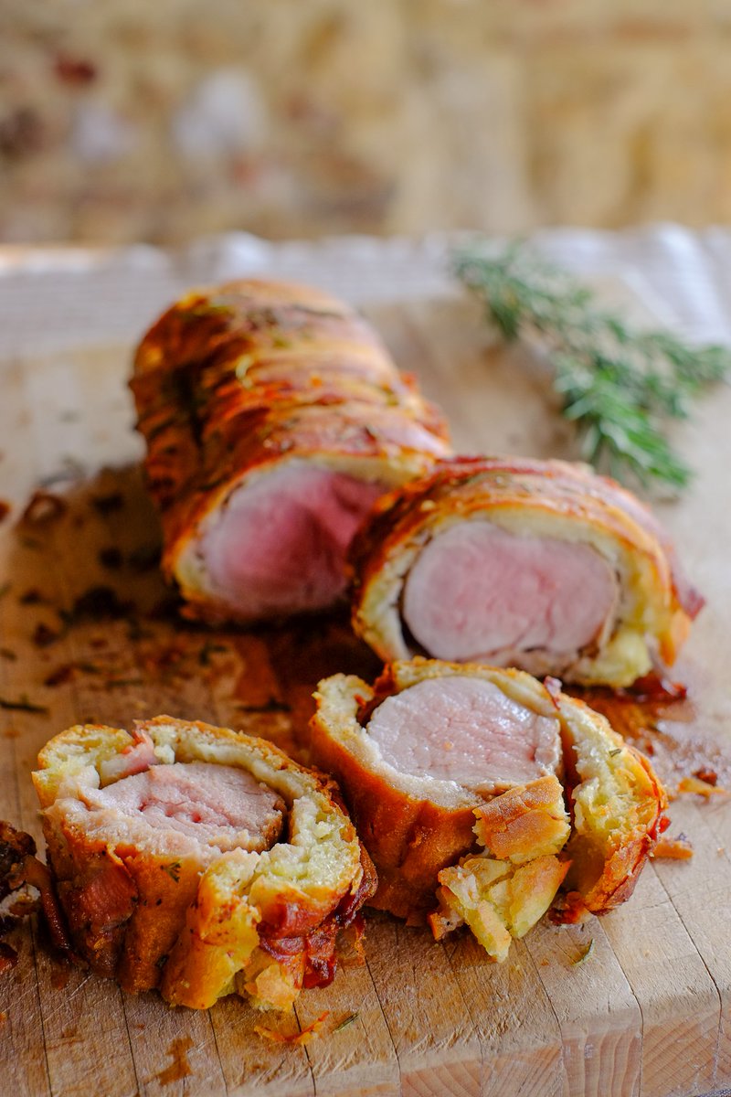 DavidRoccosVita's tweet photo. ... with #Lactantia unsalted European style butter, put pork tenderloin inside and bake it. #ButterSecrets https://t.co/rBgkiOXGDF https://t.co/0RXFVSA1Cv