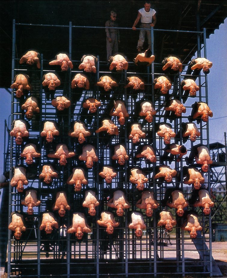 気まぐれミリタリー画像bot على تويتر 1942年 ケンタッキー州フォートノックス陸軍基地での米陸軍の訓練の様子 現在のフォートノックス陸軍基地といえば日本 ドイツを含めた各国の金塊が預けられていることで有名 なお存在するかはかなり怪しい模様 T Co