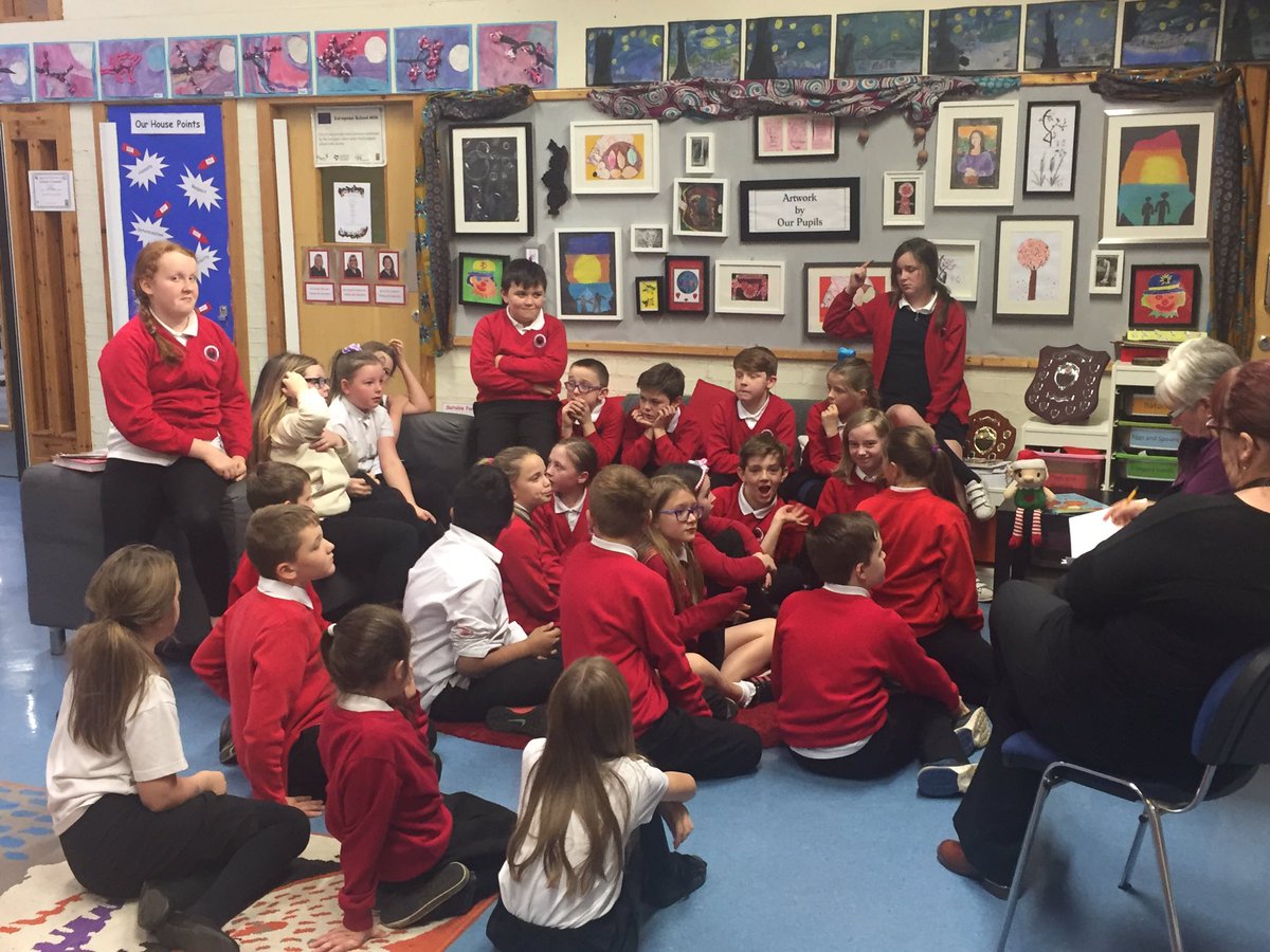 MissLMacDonald's tweet photo. @CarmylePS Mrs Menzies, Mrs Ross and the P6 buddies had a meeting today to discuss their roles in the school! #activelyinvolved https://t.co/MCyGVfnfJB
