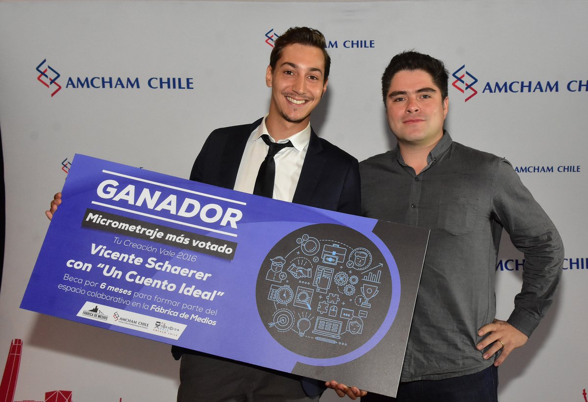 TuCreacionVale's tweet photo. Joven realizador ganó concurso micrometrajes @TuCreacionVale 2016 Fotografías y obras premiadas en https://t.co/98cTct6WlZ https://t.co/akerv8EQKz