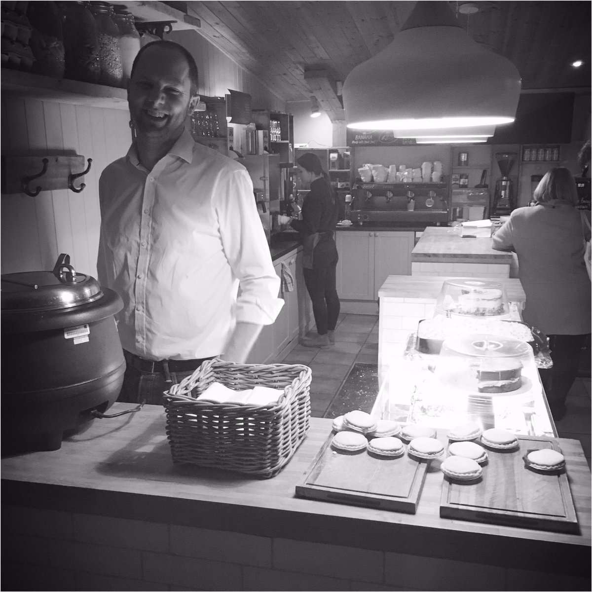 WhiteRowFarm's tweet photo. Mahoosive hello to our #FrontofHouseManager it kind of helps that he makes THE best #mulledwine that we've ever tasted! Splendid chap! https://t.co/79bFSMX8fY